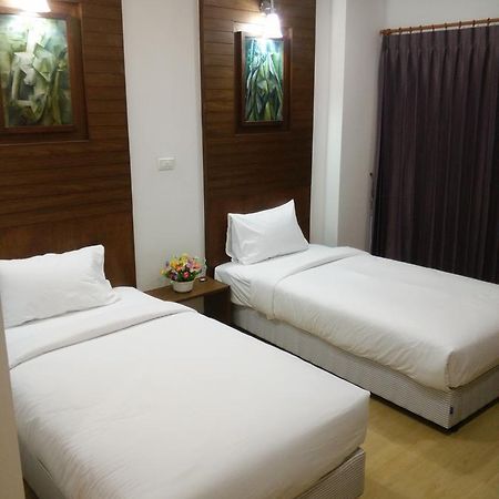 The Sr Residence Lampang Luaran gambar