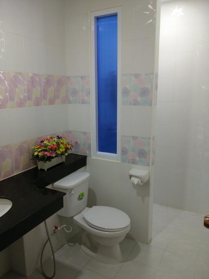 The Sr Residence Lampang Luaran gambar